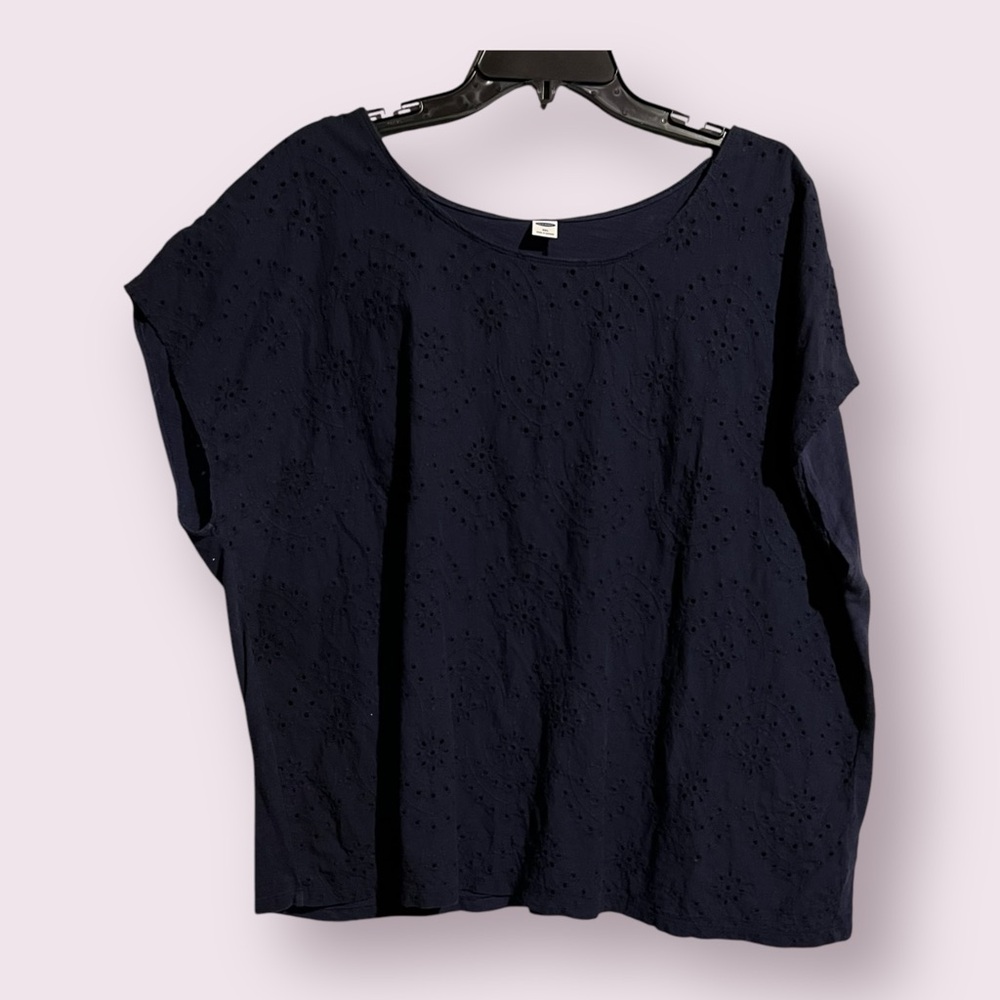Old Navy Eyelet Scoop Neck Navy Blouse